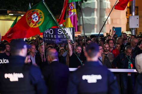 Dire O Da Psp Vai Comunicar Ao Mp Protesto Dos Pol Cias Junto Ao Capit Lio