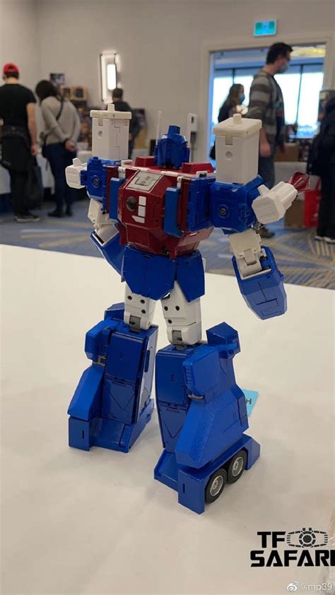 Xtransbots Mx 22 Mx Xxii Mx22 Commander Stack Ultra Magnus X Trans