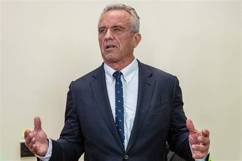 Cold Case Robert Kennedy Jr Admits To Leaving Bear Cub Carcass In Central Park A Decade Ago