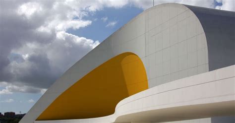 L architecte Oscar Niemeyer s est éteint à l âge de 104 ans