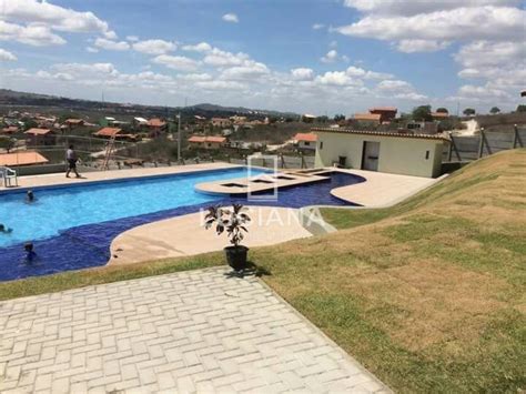 Casa de Condomínio 4 quartos e piscina 240 m² em Centro