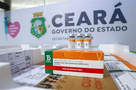 Mais Mil Doses De Vacina Coronavac E Pfizer Chegam Ao Cear