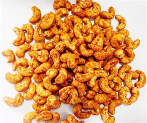 Reddish Roasted Chilli Garlic Cashew Nuts For Human Consumption Taste