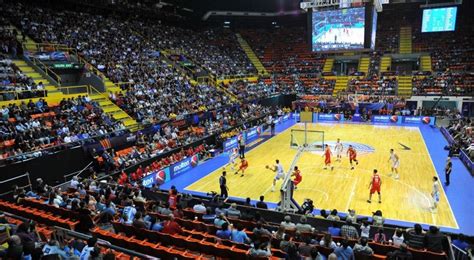 Ponen A La Venta El Parquet Y Las Butacas Del Estadio Orfeo Superdomo