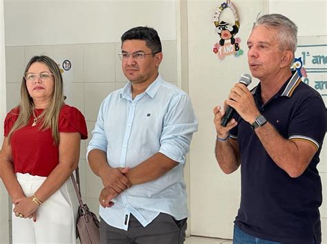 Mais De Crian As Da Rede Municipal De Ensino J Foram Contempladas