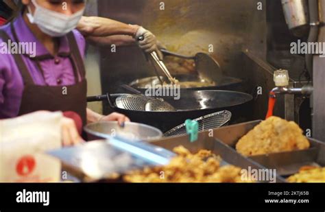 Taiwanese Fried Chicken Stock Videos And Footage Hd And 4k Video Clips Alamy