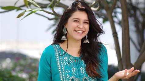 Meet Bigg Boss Season 17 Finalist Mannara Chopra The Actress And Model