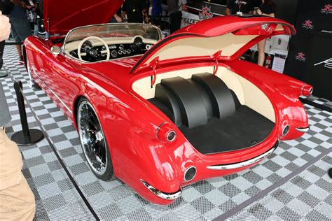 Check Out Dave Kindigs Cf Corvettes At Sema