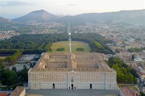 Alla Scoperta Del Palazzo Reale Di Caserta Con Il Parco Lacquedotto