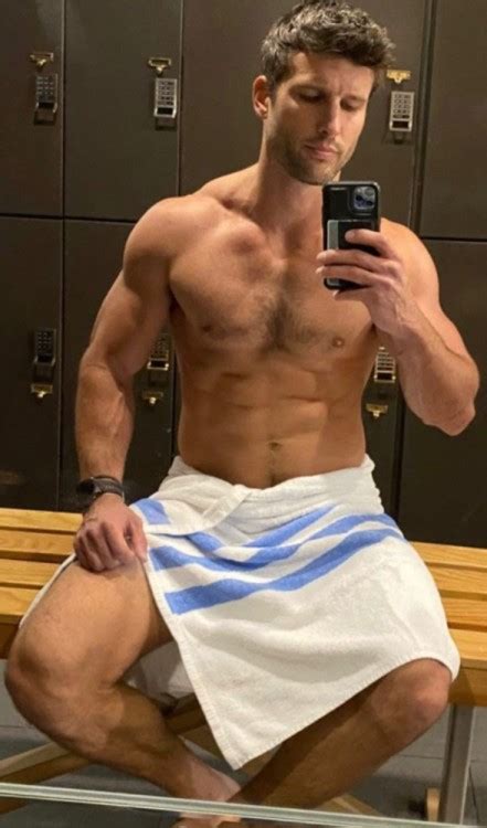 Smoldering Hot Men Tumblr Tumbex