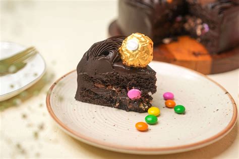 Chocolate Overload - Moonbakes.Co | Chennai baker