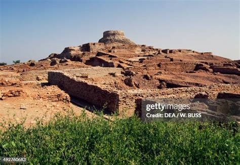 Ruins Of Mohenjo Daro Photos and Premium High Res Pictures - Getty Images