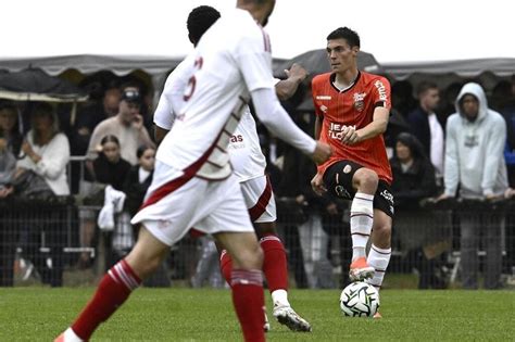 FC Lorient Enzo Genton sélectionné pour la première fois avec léquipe