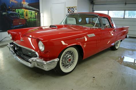 1957 Ford Thunderbird at Dana Mecum's 25th Original Spring Classic 2012 ...