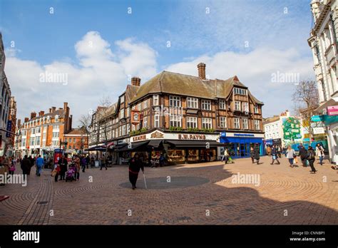 Bromley High Street Hi Res Stock Photography And Images Alamy