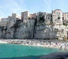 Capo Vaticano: white beaches and blue sea of Calabria | Trips 2 Italy