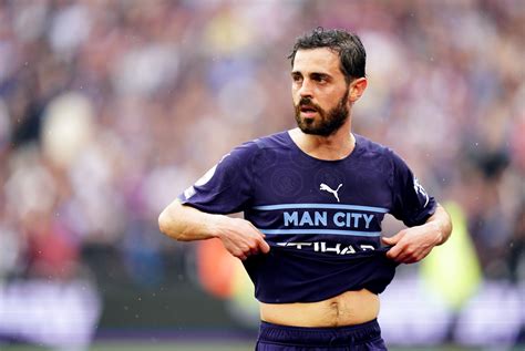 Mercato Bernardo Silva répond aux rumeurs sur son avenir foot11