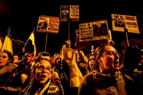 Fotogaleria A Ucrânia pede ajuda Tem de ser agora Centenas de