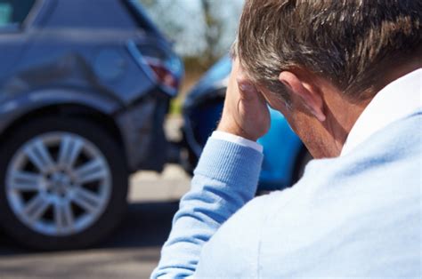 Qué debo hacer si tengo un accidente Dónde llamar en caso de