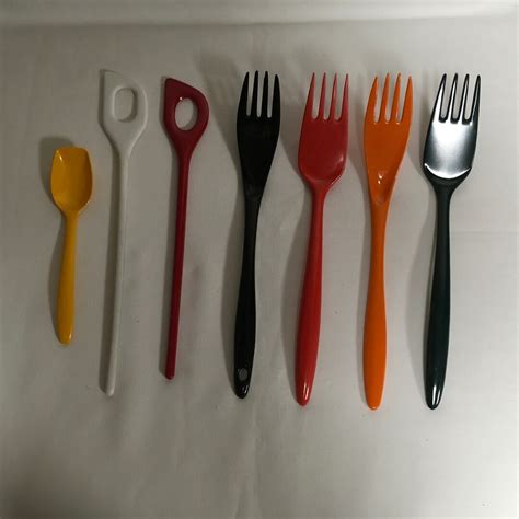 Rosti Melamine Ware Rosti Meat Fork Rosti Holed Spoon Red