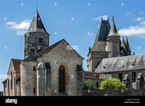 Dordogne Eglise Hi Res Stock Photography And Images Alamy