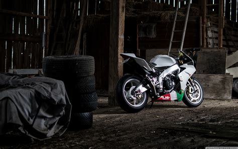 Free download Aprilia RSV4 Wallpaper 19 2880 X 1800 stmednet [2880x1800 ...