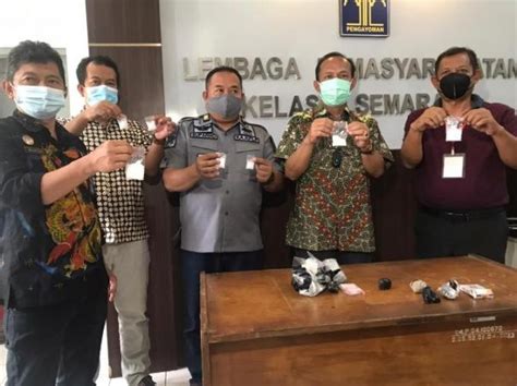 Petugas Lapas Semarang Gagalkan Penyelundupan Shabu Yang Dilempar Lewat