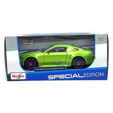 Miniatura Ford Mustang Street Racer 2014 Verde 1 24 Maisto