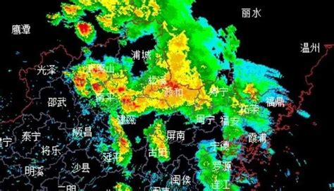 南平发布“强对流 暴雨”双预警 局地或有冰雹