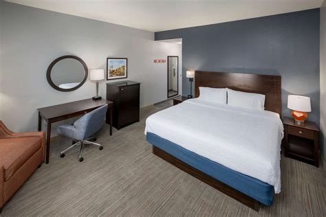 Hampton Inn And Suites Phoenix Northhappy Valley Phoenix Az Best Deals