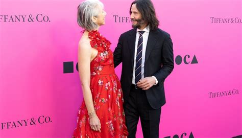 Keanu Reeves il bacio alla sua Alexandra Grant ci ricorda quanto è