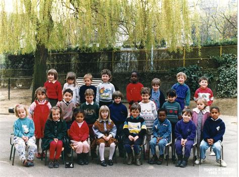 Photo de classe Moyenne section de maternelle de 1992 école Maternelle