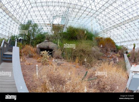 Biosphere 2 interior hi-res stock photography and images - Alamy