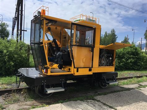 Rekonštrukcia SVP 74 – Traťové stroje NET