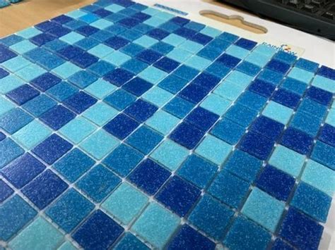 Blue Flooring Glass Mosaic Tiles For Swimming Pool Thickness 4mm At