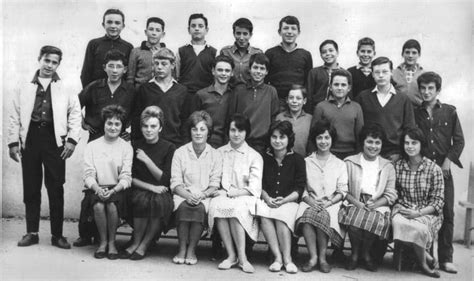 Photo de classe 3ème B de 1962 Ecole Jules Ferry Vaison La Romaine