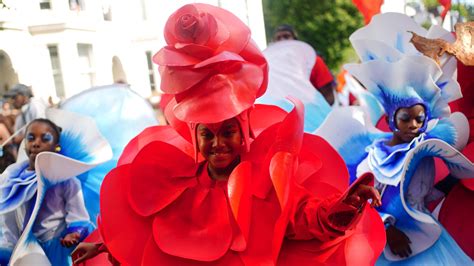 In Pictures Notting Hill Carnival Returns To The Streets Of West