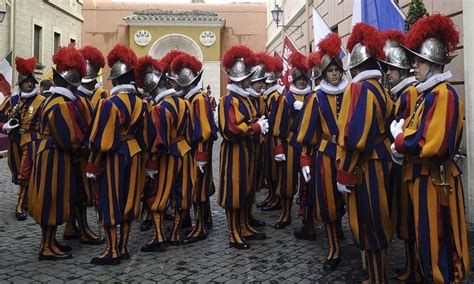 Swiss Guard Veteran Claims Existence Of Gay Network At The Vatican Swiss Guard Vatican Guard