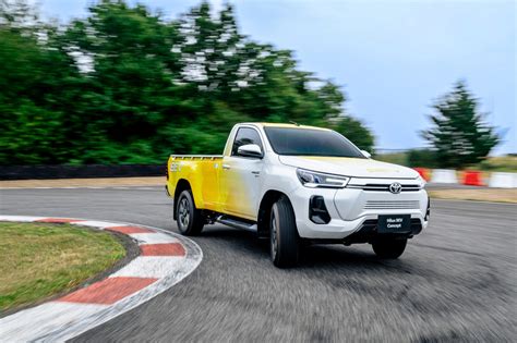 Toyota Hilux BEV Concept prise en main du pick up électrique