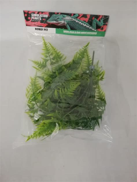 NOMOY PET imitation plant on vine with suction cups