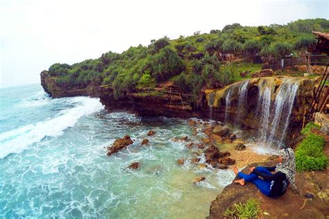 Pantai Timang, Pantai Jogan, dan Pantai Siung Start Kota Jogja by ...