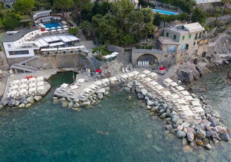 15 Hotel Con Spiaggia Privata In Liguria HotelATema