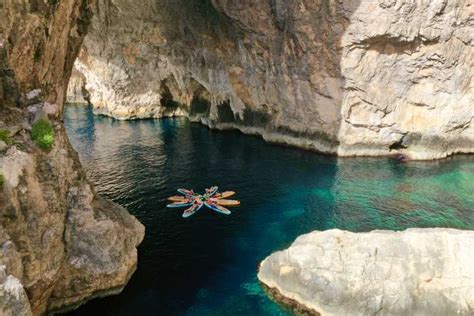 Sup Tour Scopri La Grotta Azzurra Getyourguide