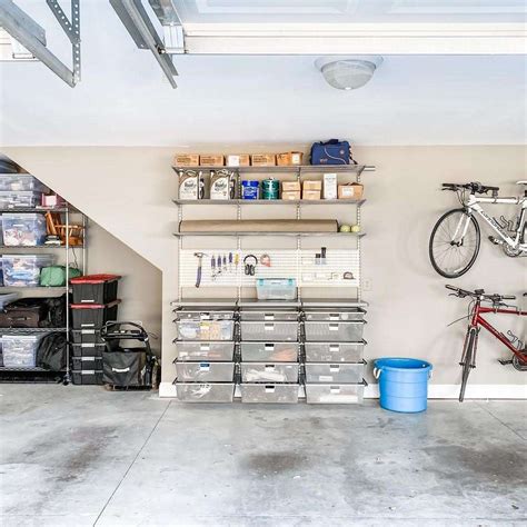 12 Garage Lighting Ideas