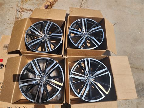 19 Factory R Design Wheels Socal Swedespeed Volvo Performance Forum