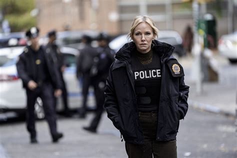 Kelli Giddish Returns For Law Order Svu Midseason Finale Season