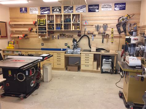 Organized Workshop Woodworking Shop Layout Garage Woodshop Woodworking Shop Plans