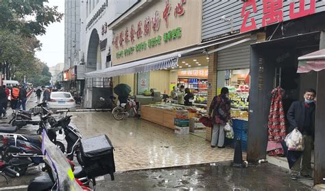 【10图】 菜市场门口 重餐饮可明火 居民密集适合烧烤炒饭生煎等上海浦东三林灵岩南路商铺商铺租售生意转让转让 上海58同城