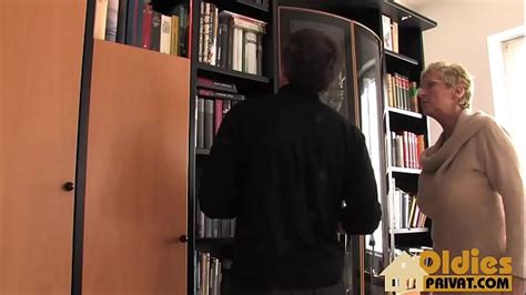 Big Tits Granny Threesome Search XNXX