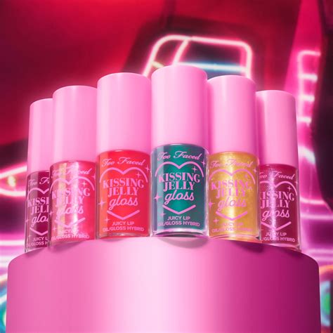 Блеск-масло для губ Too Faced Kissing Jelly | отзывы